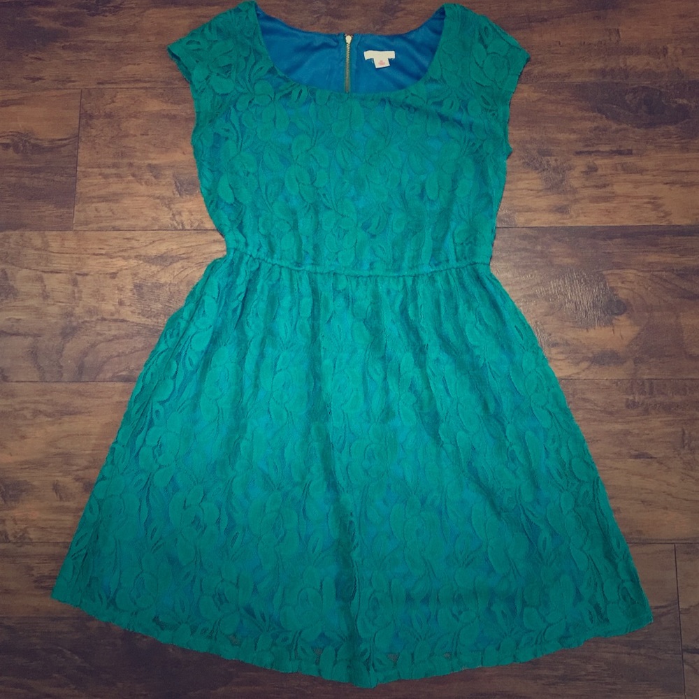 Xhilaration green lace dress